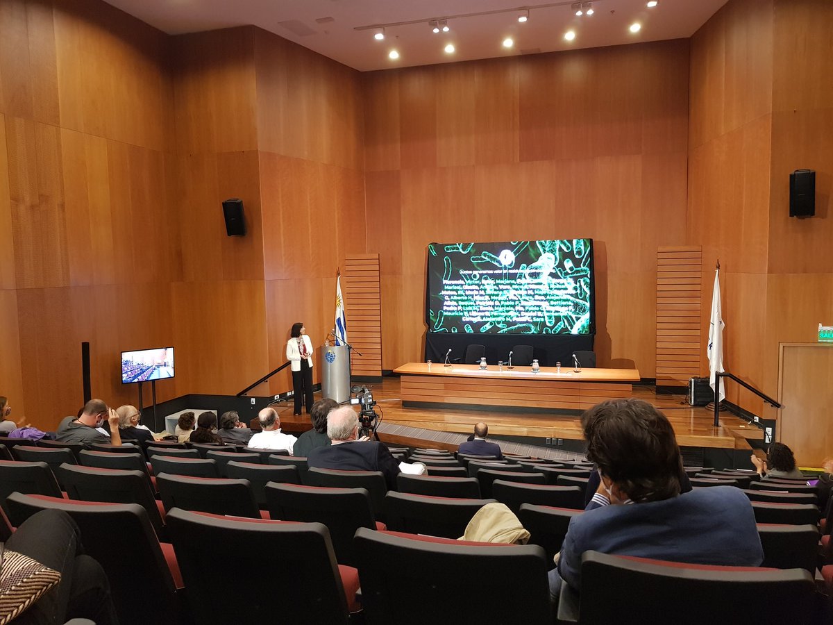 <a href="/biovalor/">Biovalor</a> excelente cierre con productores y empresarios comprometidos, investigadores validando tecnologías d transición hacia una sostenibilidad y regeneración d los ecosistemas y un equipo interministerial trabajado con <a href="/ONUDI_conosur/">ONUDI Argentina, Chile, Paraguay & Uruguay</a> <a href="/INIA_UY/">INIA URUGUAY</a> <a href="/INALE_UY/">INALE</a> <a href="/MGAPUruguay/">MGAP</a> <a href="/Udelaruy/">Universidad de la República</a>