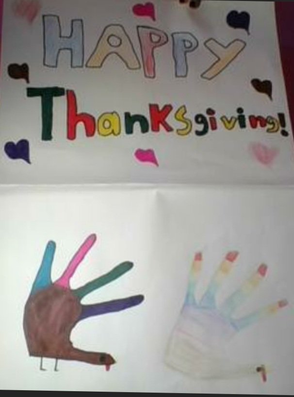 mrjewellpamsart's tweet photo. A handful of student work from #HandTurkeyTuesday
(🤣see what I did there🤣)
Today I am thankful for my students who really let their inner weirdness and creativity shine! https://t.co/Hi6nvnZ2A0
