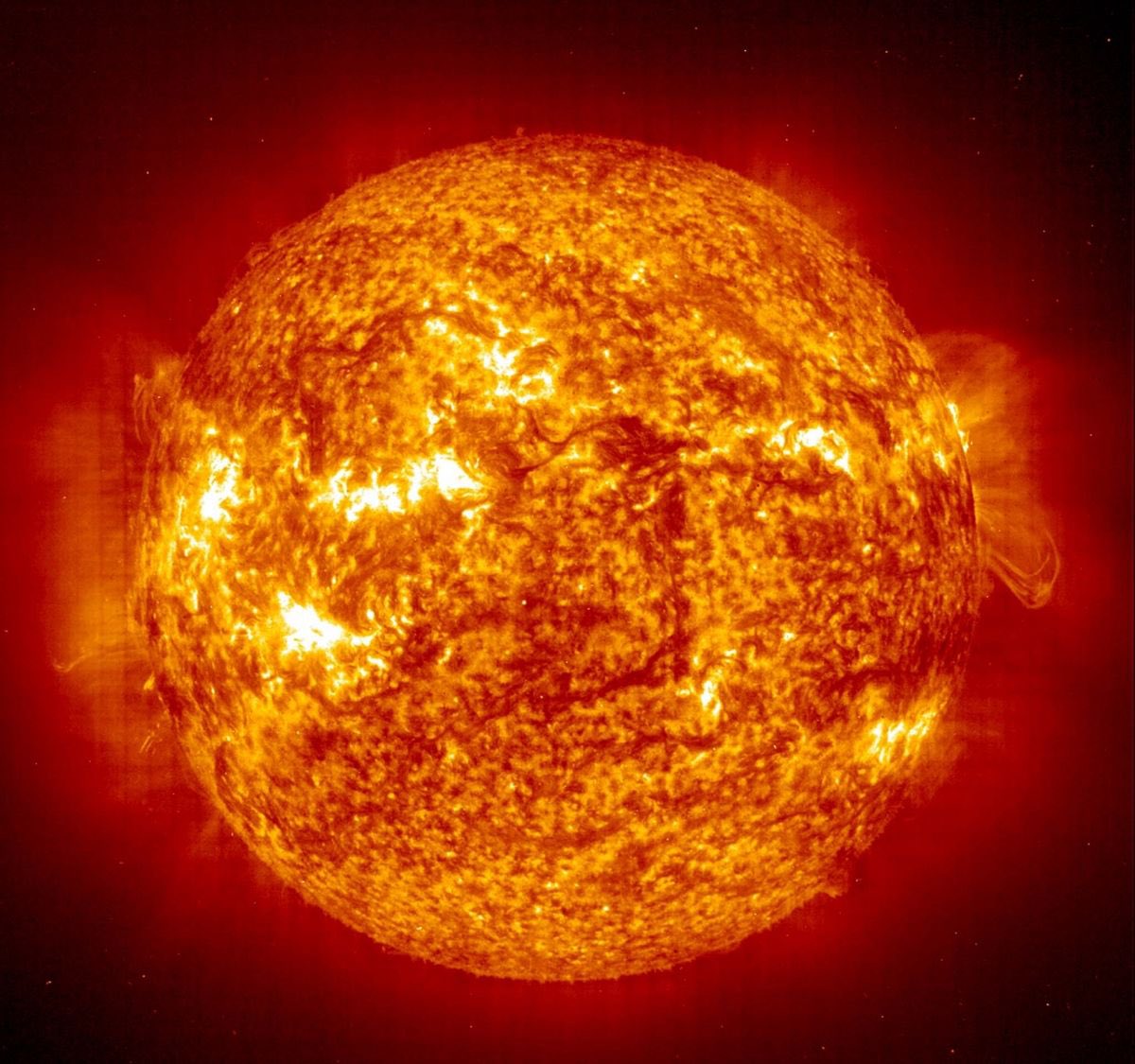 Наше солнце. Как выглядит солнце лет. Солар орбитер фото солнца. Солнце снимки наса. Поверхность солнца вблизи.