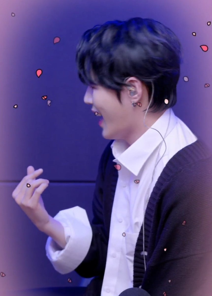 레드클라우드🤍 tweet media