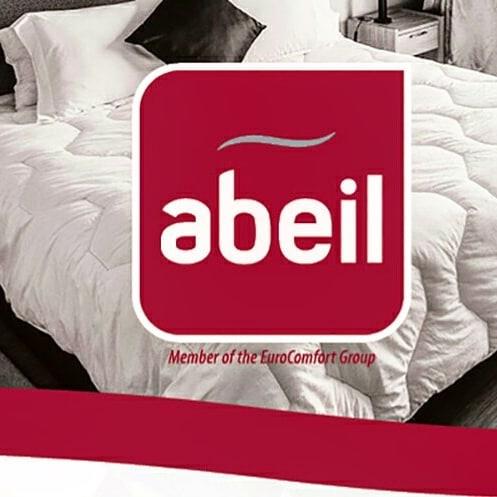 LBailliage's tweet photo. Fiers d'être cantalous ! Nos nouveaux oreillers et alèses viennent d'arriver d'Aurillac grâce au savoir faire local !#hôtel #Cantal #auvergnerhonealpes #chambre #achatlocal #abeil #madeinfrance #Bailliage #salers https://t.co/ByVLE5APEK