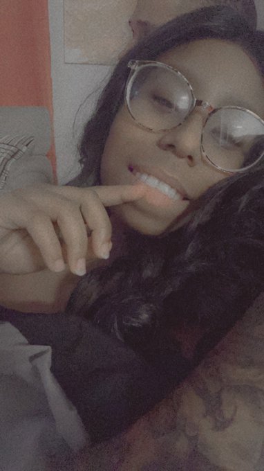 I&rsquo;m still alive 😌 https://t.co/HRLx2q90cL<a href="/tag/newprofilepic"class="tags"><span>#newprofilepic</span></a>