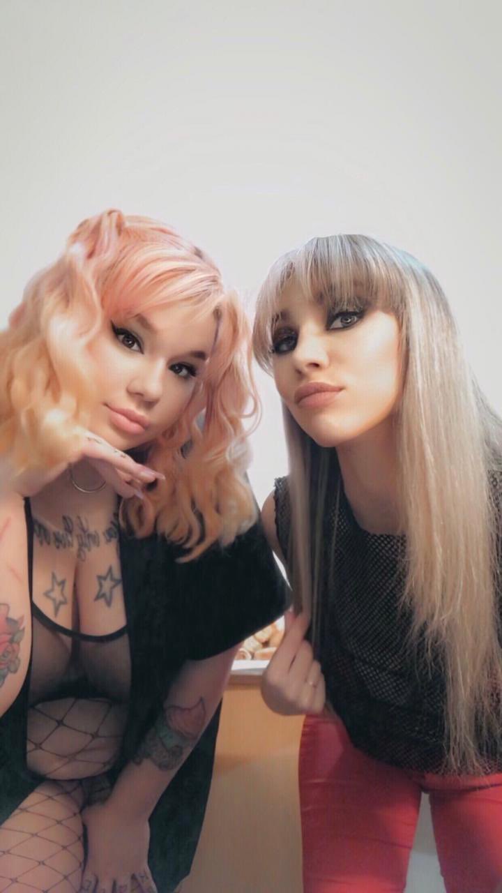 1 pic. Les comparto algunas fotos de ayer en el ensayo con estas dos diosas @CelesteGonzalez @jesyfux ♥️ Para vernos el sábado compren sus entradas acá, es súper barato así que no se pueden quejar y de paso aprenden un poco más sobre nuestro trabajo ✨ https://t.co/v3UtE70ISA https://t.co/2JmBVDtkqz