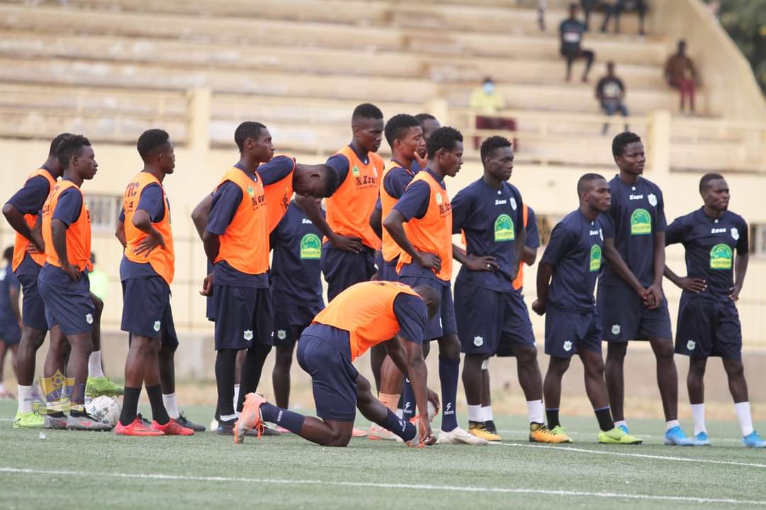 CherifSadio's tweet photo. #FootArt : Saviez-vous que @TeunguethFC va affronter Gambia Armed Forces dans quatre jours pour la phase aller des tours préliminaires de la Champions League ? C'est bien que nous soyons scotchés sur l'actualité des clubs européens, mais n'oublions pas nos clubs locaux... https://t.co/r1qxl0HXut