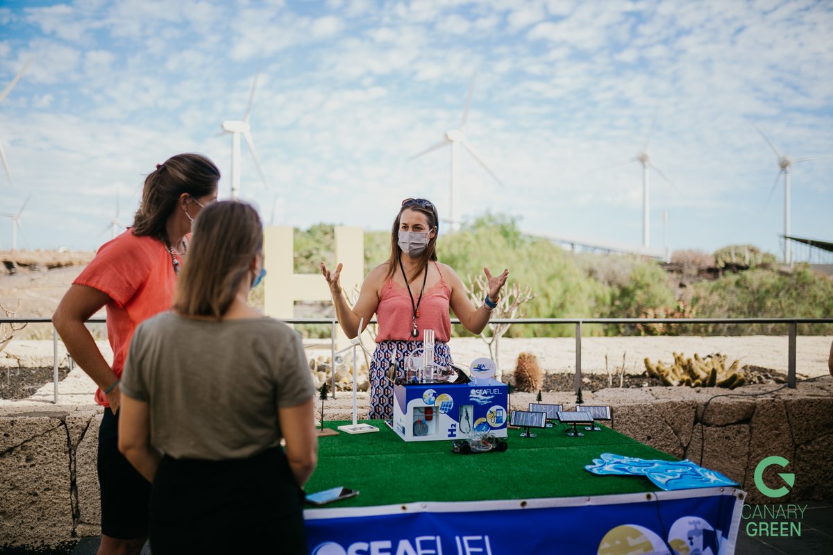 CanIslandsGreen's tweet photo. 🚛Thanks to the project @SEAFUEL_EU  our islands' many cars and busses and other transportation could be FUELED BY OUR OWN SEA WATER that is transformed to hydrogen using a technology called electrolysis.

Read more https://t.co/tsbqm3yZh4

#mycanarygreen #seafuel #tenerife https://t.co/Y2o2YxKPrn