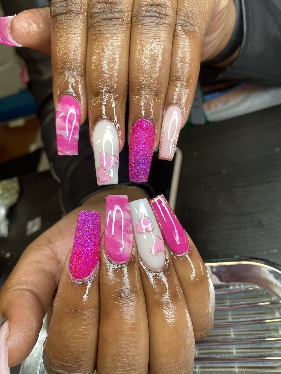 taayrenee_'s tweet photo. 💗💗 
#indynailtech https://t.co/U7PEJrf1jO