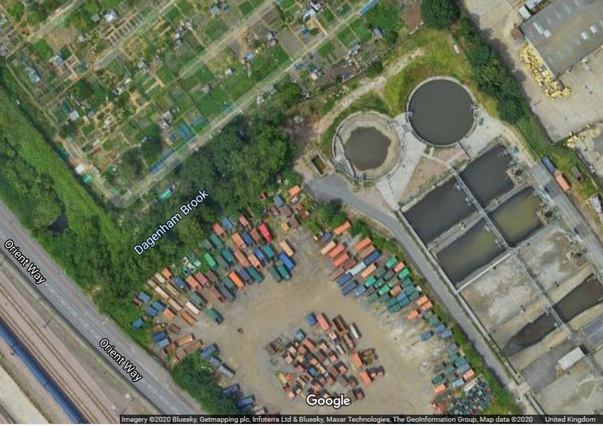 LDNWaterkeeper's tweet photo. Dagenham Brook in East London is a tributary of the River Lea. The Auckland Road sewage pumping station overflowed to it 7x in 2019. 
No one is told when this hidden outfall spills. Join our demand that Thames Water puts this info online for the Lea Valley https://t.co/RI5icz4Z0S https://t.co/1dsIWNhHz0