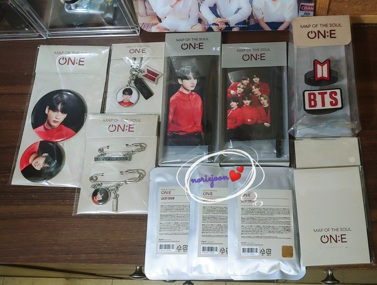 NoriejoonBTS's tweet image. And also these... 😍💜💕 They&apos;re so nice to look at very satisfying nkakawala ng pagod. 💜💜💜

#btsminipcs #BeWaterBTS #btsmotsone #mybtscollections