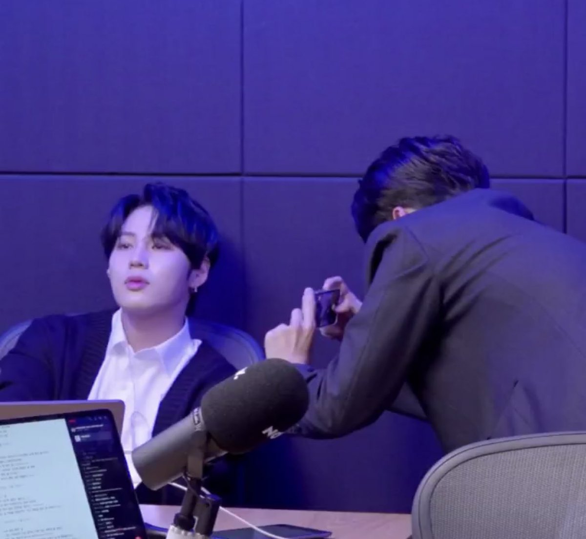 두리 tweet media