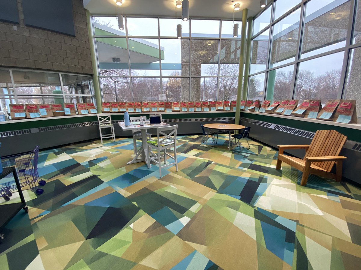 Thank you 37th Street <a href="/HyVee/">Hy-Vee</a> for the donated paper bags for our Kindergarten Distance Learning Bags! We are so thankful for your generosity.