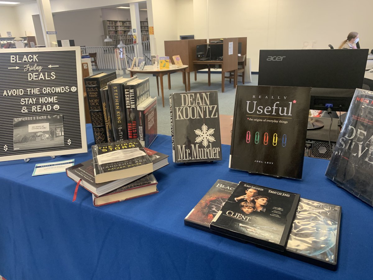 McDowellPubLib's tweet photo. Get your Black Friday deals while they are hot! Free with a library card! Old Fort and Marion libraries will be open today until 5:30 p.m. and then closed until Monday, Nov. 30. #mcdowellreads #MCPL https://t.co/7kfW33FxnT