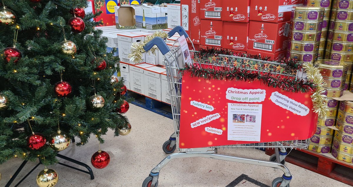 chickago13's tweet photo. Tesco St.Austell Community Christmas Appeal for those fleeing domestic violence.
They are collecting *NEW toys/games for children 0-16 years and toiletry sets/toiletries for women.
The collection drop off point is located next to the stores Christmas Tree. https://t.co/OXpYLDyZer