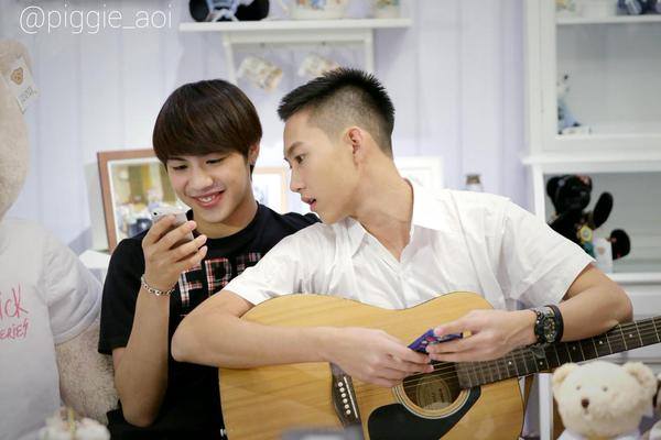 wwctarchive's tweet photo. #wwct #ววกต #whitecaptain 

cr. piggie_aoi https://t.co/F8gsgyK3lZ