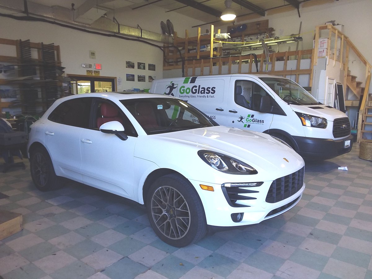 _GoGlass's tweet image. Did you know that chip repairs are only $45 every Wednesday? Call us at 800.746.4527 and celebrate #WindshieldWednesday in Salisbury, Easton, Berlin, Dover, Lewes, or Accomac! Kent Island coming soon! #GoGlass