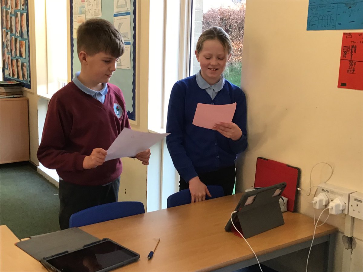 P6/7 working with their partners to perfect their presentations. Almost ready to present in front of the whole class...