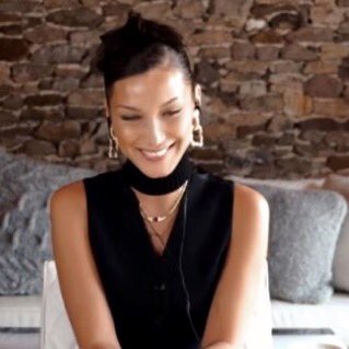 bellachxnel's tweet photo. Bella have such beautiful smile🤍it's such a blessing having u in our lives🤍 https://t.co/cbnscGKWQU
