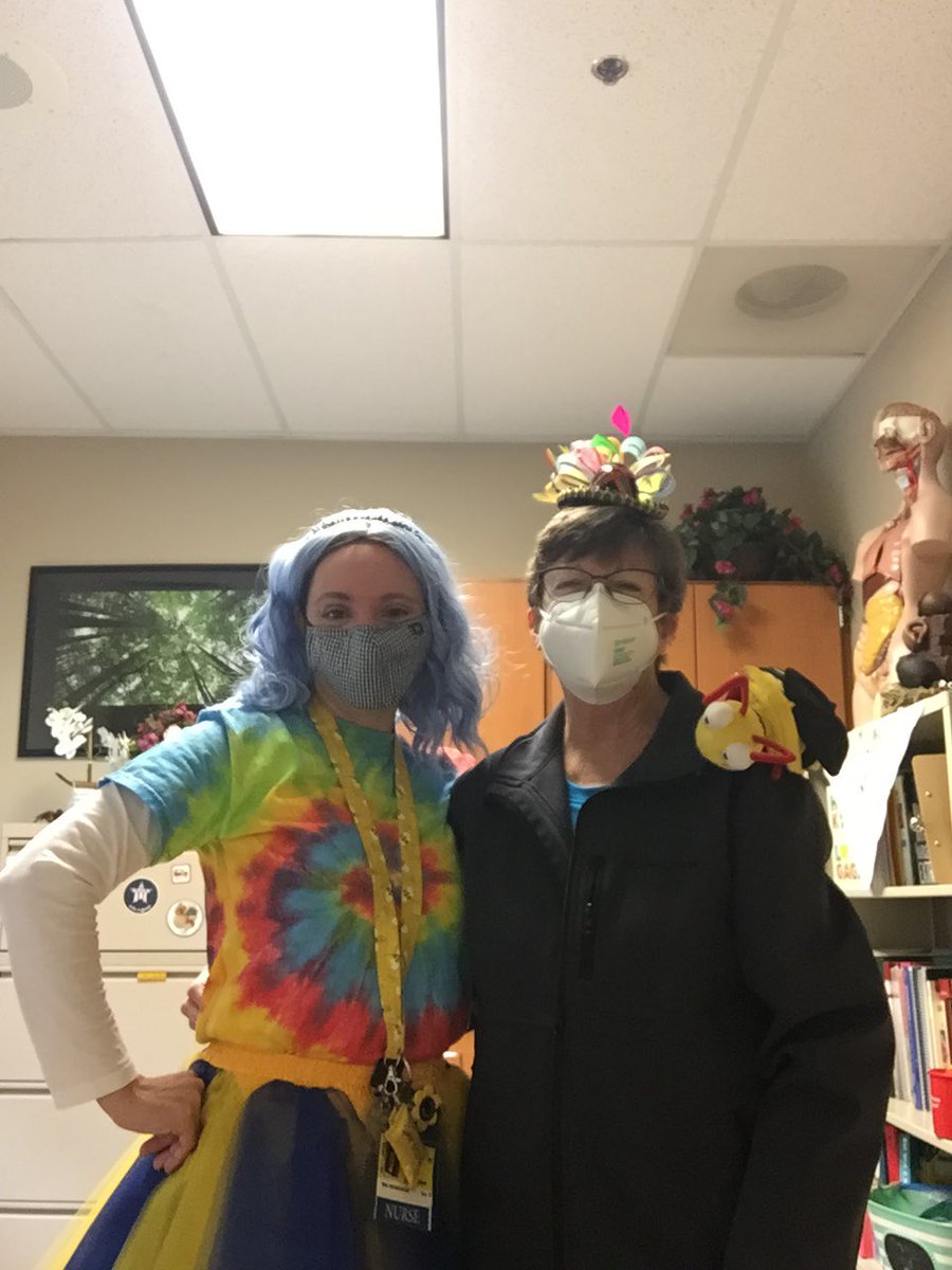 Wacky Wednesday ⁦<a href="/WhittemoreBuzz/">Whittemore School</a>⁩ 🐝😷