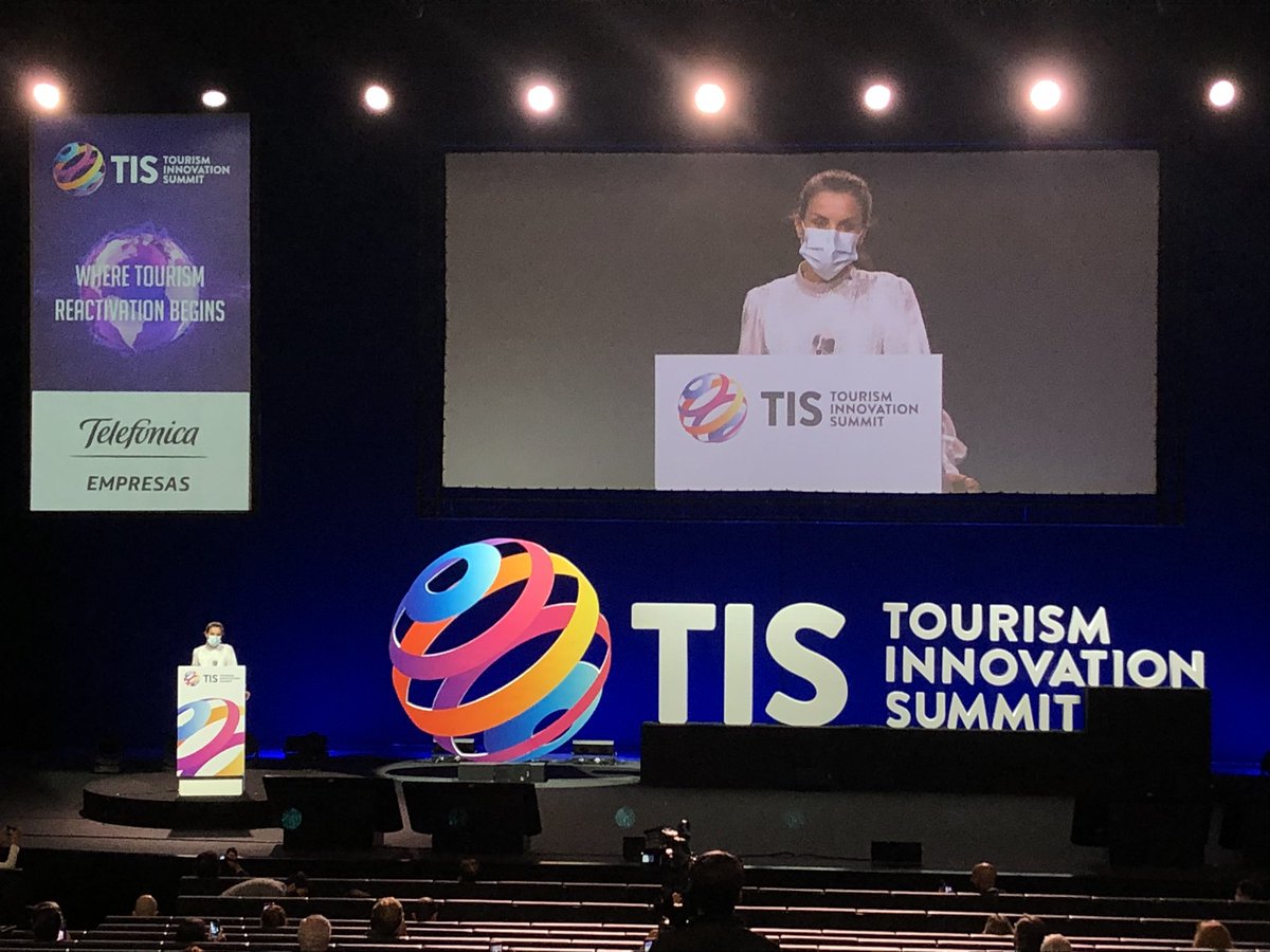 Orgullosos de asistir a la inauguración del primer <a href="/tissevilla/">Tourism Innovation Summit</a> 
Congreso para la recuperación del sector del turismo, eventos y de ocio y en el que la innovación y la tecnología jugarán un papel clave. #tech4good @GoHubTech <a href="/MariaGilCabrera/">María Gil Cabrera</a> <a href="/AndresAlfonsoCC/">Andrés A. Camara Cañaveral</a>