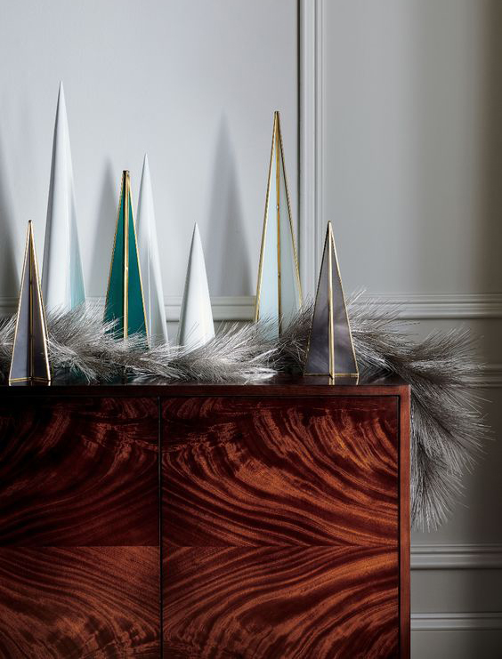 The biggest fun can arrive in small packages so we’ve compiled a list of stocking filler gems from Irish-owned businesses.
⠀
Check out the full list on our website. 

mortarandmore.com/staff-picks/20…