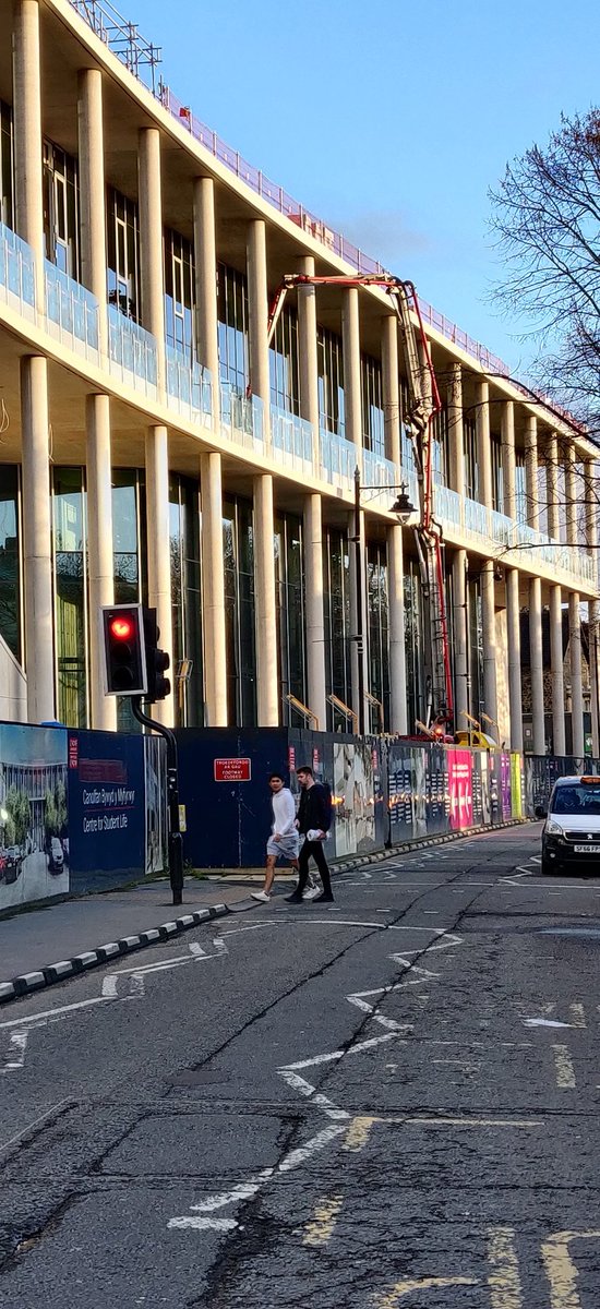 stephenl20151's tweet image. The weather held good for us. #BAMConstructUK Centre for Student Life.