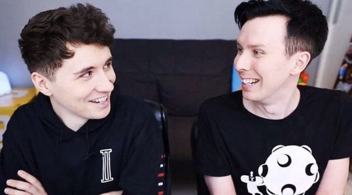 prettydnp's tweet photo. “watch the world pass us by.” https://t.co/ZWeJRMhfTf