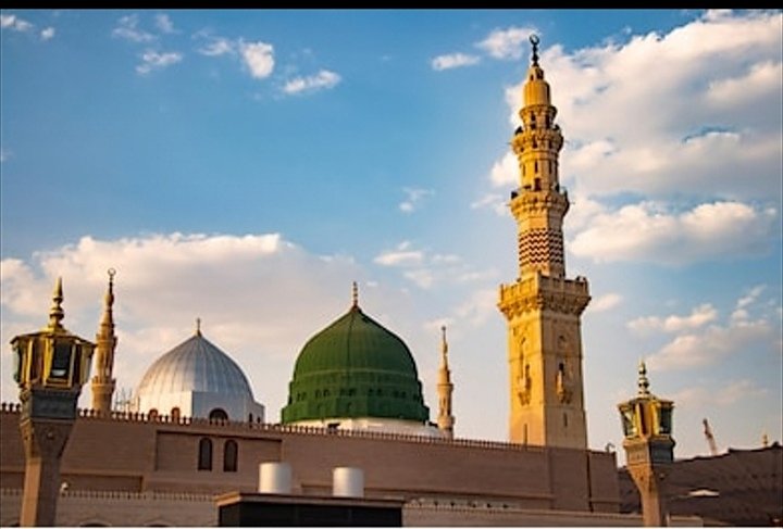 Tehniyatabbas's tweet photo. جسے کہتے ہیں جنت کا نظارہ ہم بھی دیکھیں گے ....
ہمیں بلواٸیں گے آقا مدینہ ہم بھی دیکھیں گے ....❤️♥️
#onedayinshAAllah ♥️🍂 https://t.co/QhMPoFHrFf