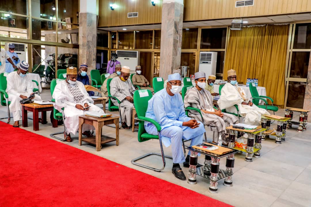 dawisu's tweet photo. H.E @GovUmarGanduje has signed the Kano State Free and Compulsory Education Bill into law, with the signing of the bill into law, each & every child of school age is expected to be in school, & any parent that refuses to send his/her kid to school will be sanctioned accordingly https://t.co/gN5h8xx9FJ