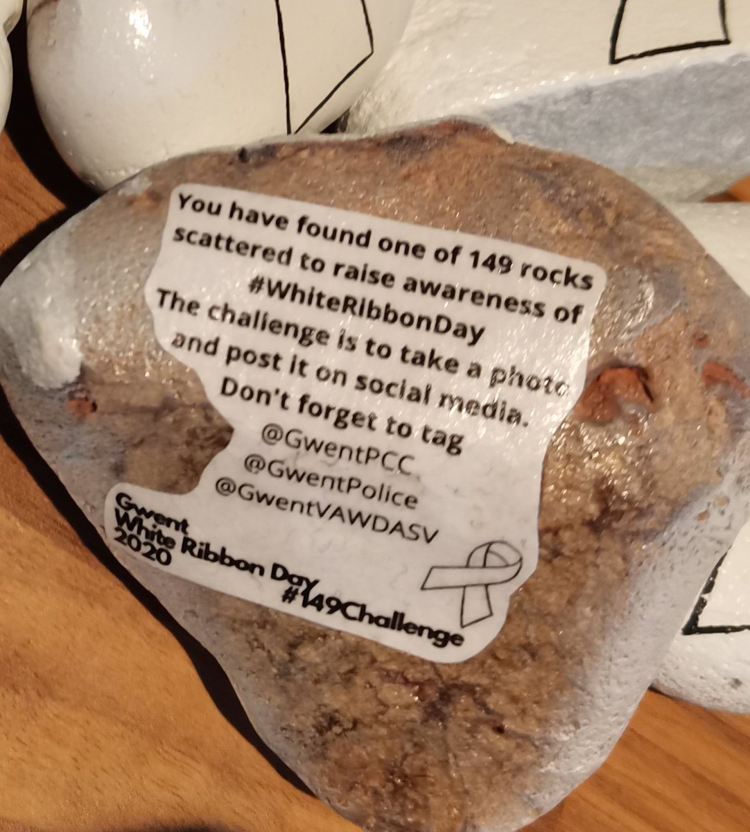 mrspaulaharris's tweet photo. Wearing my badge with pride and hiding our #torfaenrocks  Playing a small part of the #WhiteRibbonDay #149Challenge

@GwentPCC @GwentVAWDASV @gwentpolice
@rhian_cook https://t.co/MbKu8YGwae