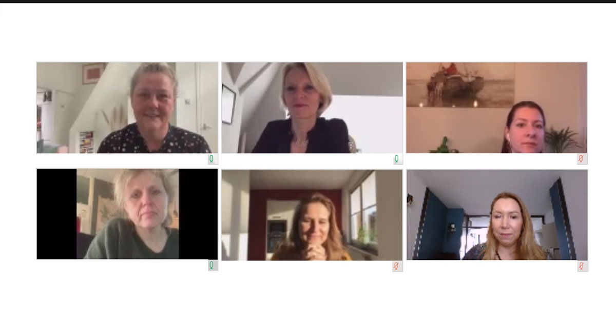 ABerckel's tweet photo. Vanmorgen een digitaal #werkbezoek gebracht aan onze medewerkers van Telefonie en live chat. Op 2 maart is de live chat van start gegaan en er zijn mooie resultaten geboekt om onze klanten een stapje verder te helpen met hun vragen. https://t.co/WuRpN6VBTu