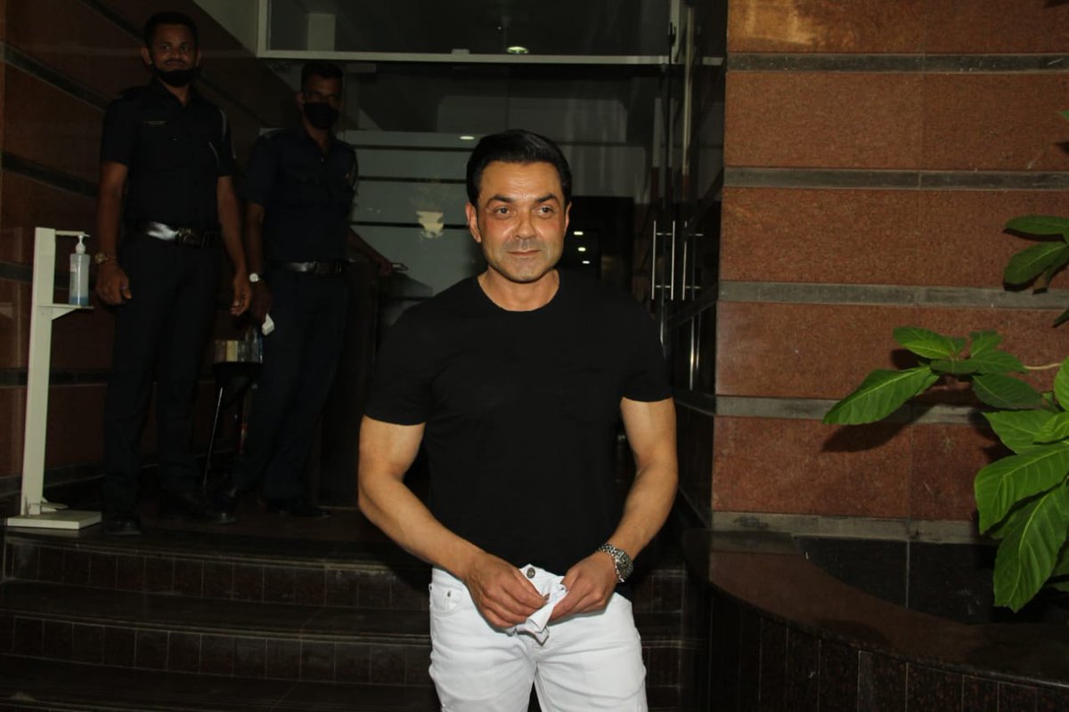 BOIncome's tweet image. #BobbyDeol was all smiles as he was spotted at Prakash Jha’s office for the success party of #AashramChapter2.
.
.
@thedeol #Aashram #AashramPart2 #AashramSuccess