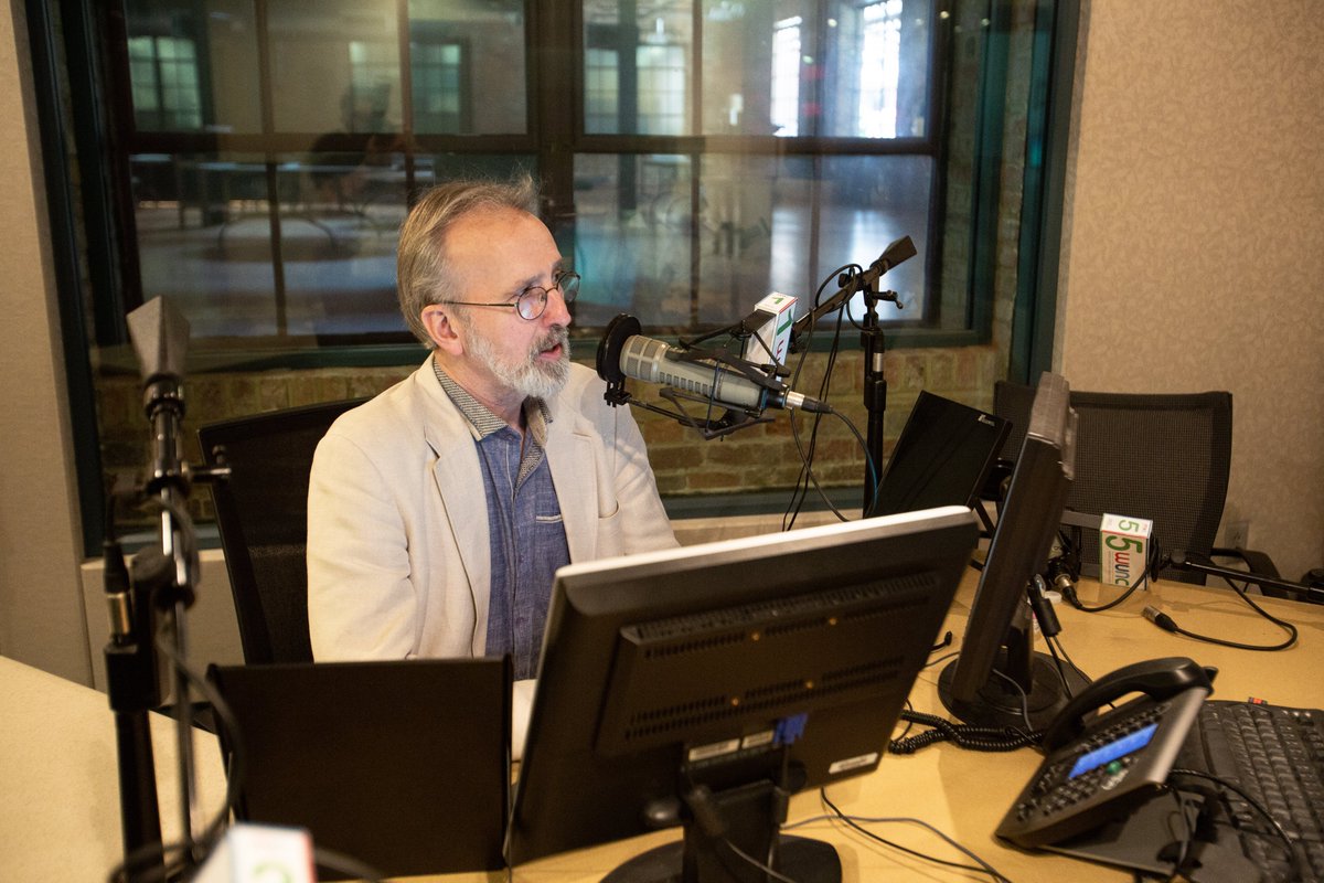 Embodied tweet media