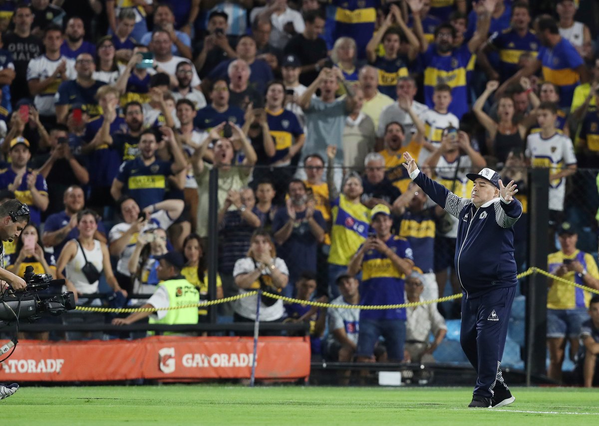 PlanetaBoca's tweet image. 🙏🏼 Falleció Diego Armando #Maradona. 

💛 QEPD, Pelusa. Gracias por las alegrías.