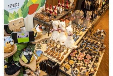 NRITMEDIA's tweet photo. Trendzz For You biedt totaaloplossing voor souvenirs aan Landal GreenParks https://t.co/r2hp5GrOYB https://t.co/IVE27YakpY