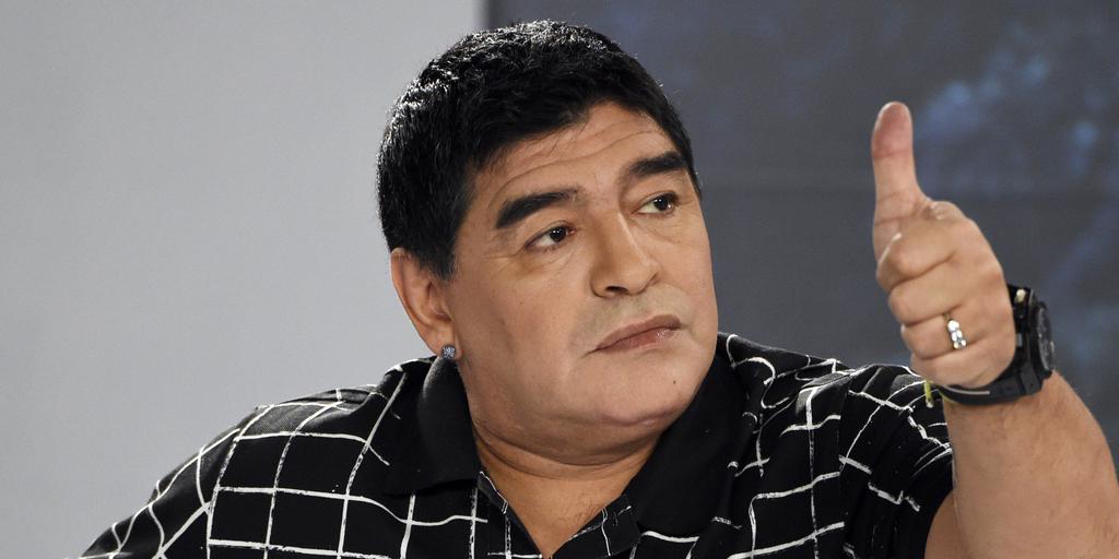 CaraDeMorcilla's tweet photo. D10S ha muerto https://t.co/4jGkRea2YQ