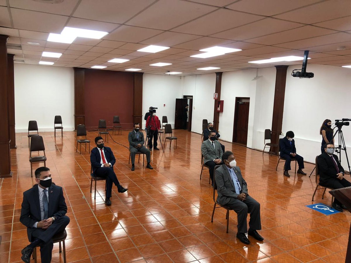La Universidad Católica de Cuenca en homenaje al Bicentenario de Cuenca #Hoy #Inauguró  “El Encuentro Iberoamericano sobre Desafíos de la Educación Superior y Transformación Social” que contó con la presencia de Rector Ph.D Enrique Pozo, Dr. Marco Vicuña y Jesús di Filippe.