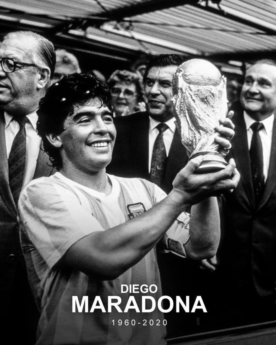 وفاة اسطورة كرة القدم الارجنتيني دييغو مارادونا عن عمر ناهز 60 عاما