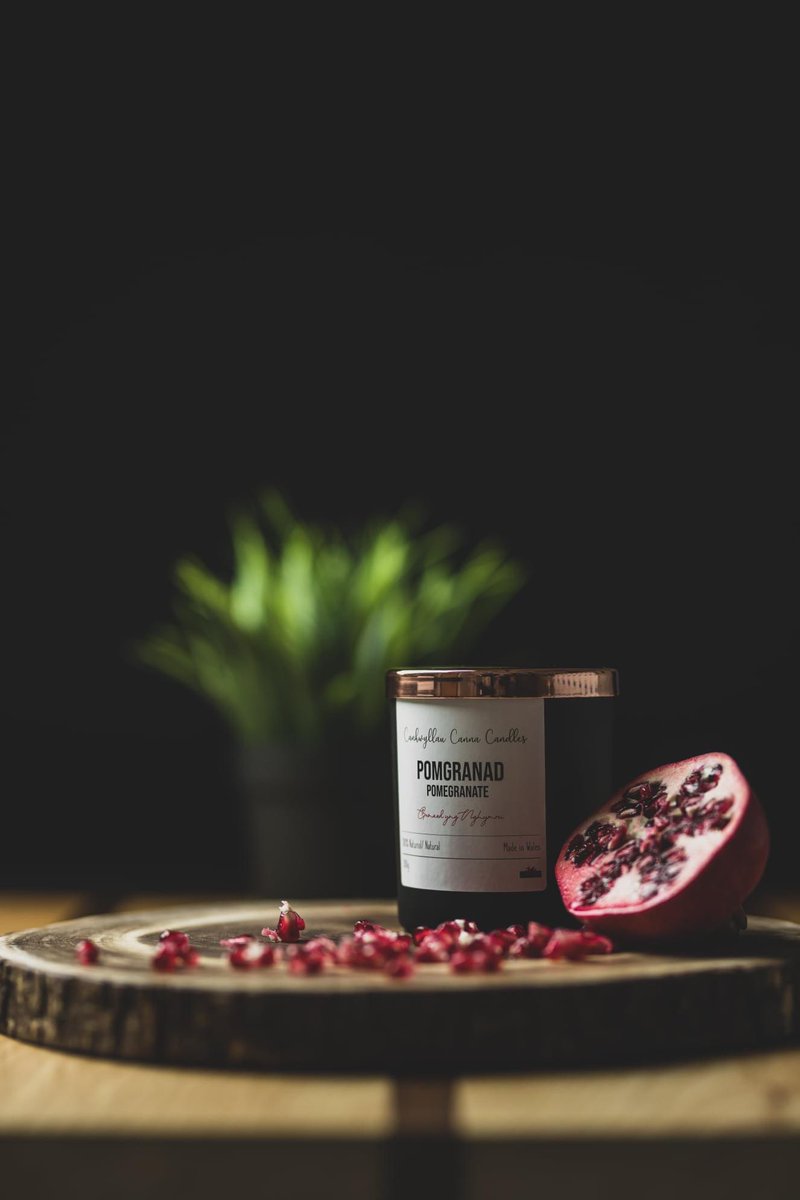 Wow - Pomegranate is by far one of our most popular scents! 
Pomgranad yw ein arogl mwyaf poblogaidd hyd yn hyn! 

Head over to our website cannacandles.co.uk for a full view of our range 🌟

#cardiff #caerdydd #cymraeg #welsh #shoplocal #christmasgifts #cardiffmade #natural