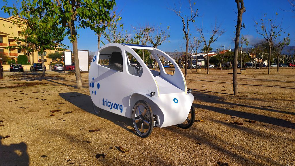 Encantado de conoceros, soy Tricy One ¿Damos una vuelta juntos? 😉
.
.
.
#mobilitatsostenible
#transportsostenible
#castellon
#valenciaenbici
#tricymobility
#bcnenbici
#canviclimàtic
#sostenibilitat
#salut
#electric vehicles
#movilidadsostenible
#voramar