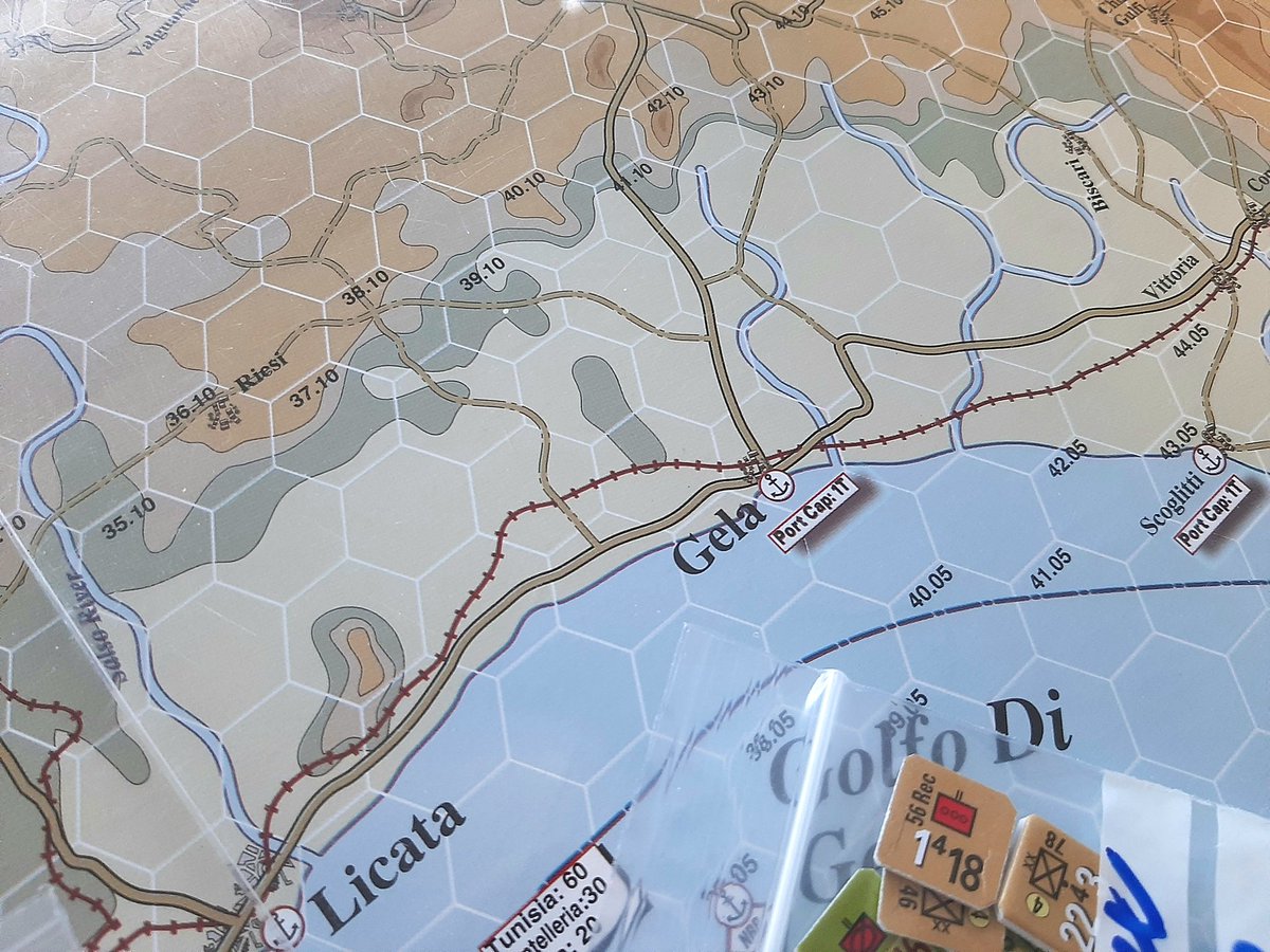 AgpWargame's tweet image. Preparando el terreno... #sicilyII #ocs #multimanpub @MultiManPub #WarGames #hexandcounter