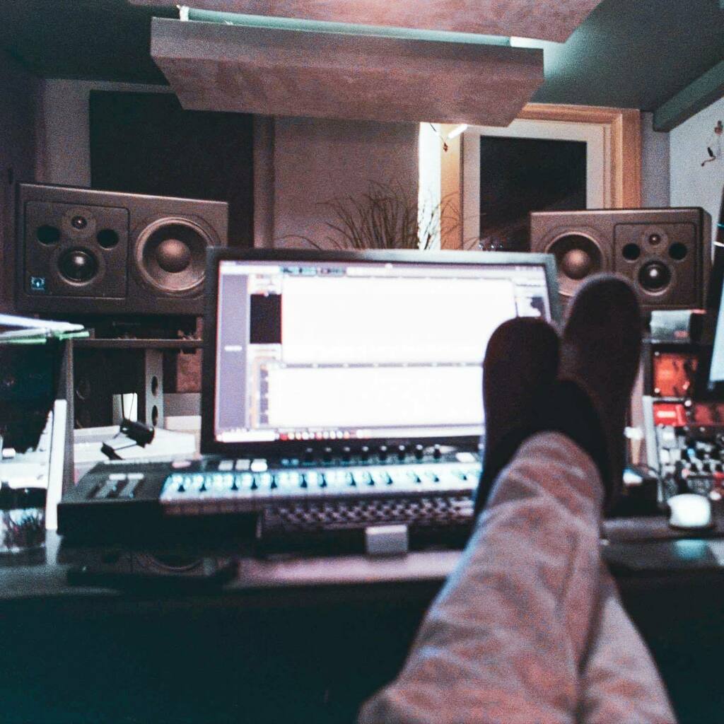 listening to the mix from beginning to the end instagr.am/p/CIBPtZDBc2F/