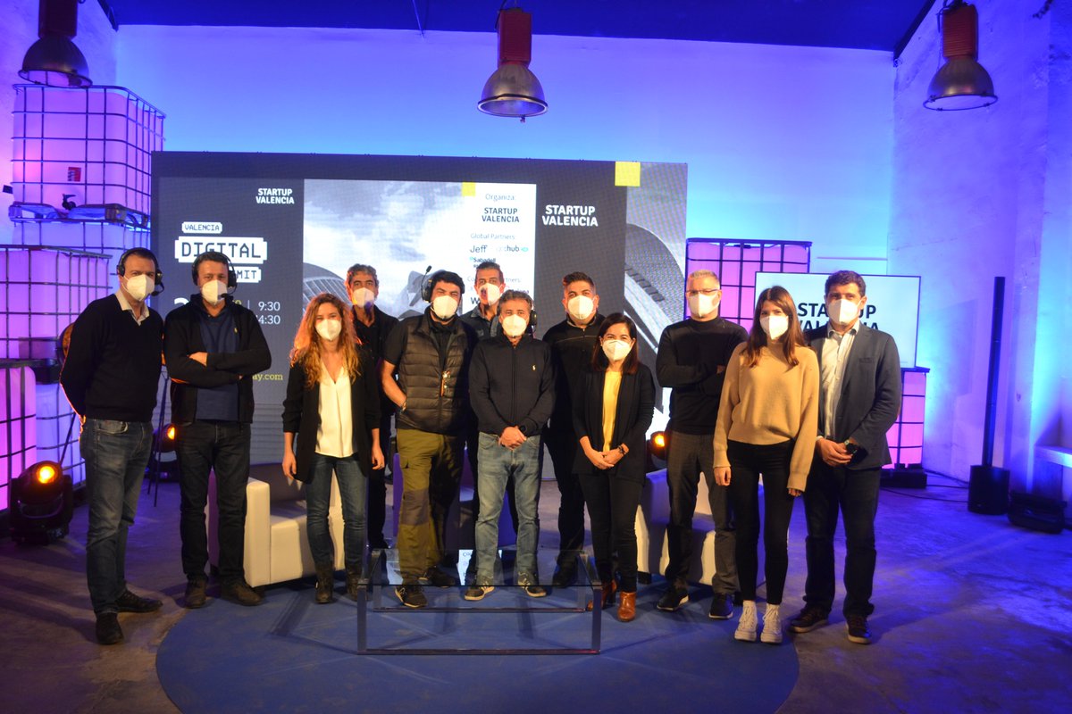 Repetimos otro año más en #ValenciaDigitalSummit; dos ediciones muy diferentes pero manteniendo la misma ilusión 🤩

🚀 Gracias a mis compañeros de <a href="/Startup_VLC/">Startup Valencia</a> y a todo el equipo de <a href="/Alkilaudio/">Alkilaudio</a> y @CASFID_ES por hacer de esta edición virtual todo un éxito