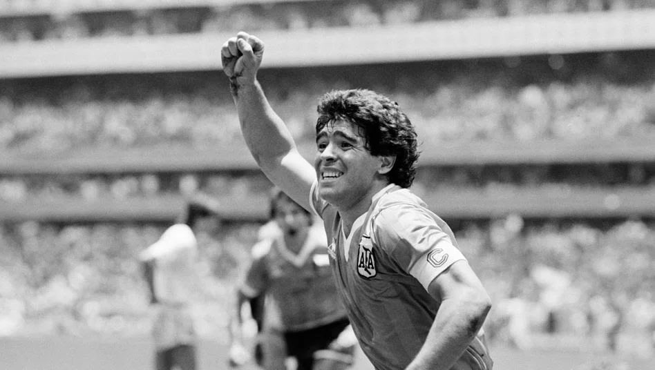 PositivFuehren's tweet photo. Te quiero, #Diegito! #parasiempre https://t.co/KzmTH9FqV5