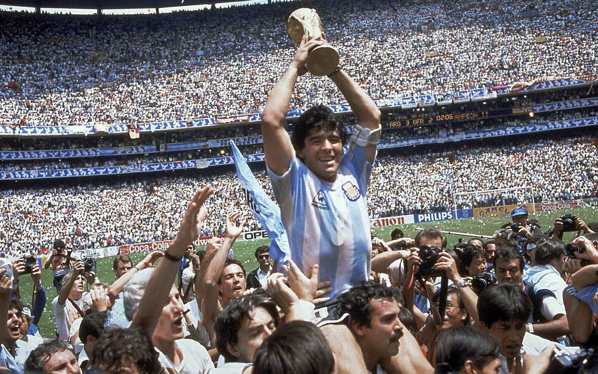Rest in Peace Maradona 👑🙏🏼🙏🏼 DEP🇦🇷