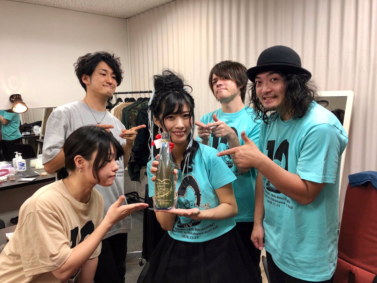 koichanman55's tweet photo. 前田有加里Birthday Live!
10周年にふさわしい素敵なライブになりました☺️
有加里ちゃんカッコよかった!
そして、たくさん笑わせてくれてありがとう!笑
11周年目の活躍も楽しみにしてます!
#前田有加里 #drum #SONOR #wincentsticks
https://t.co/Fip9GLQ79m… https://t.co/EkCzZpsnWn
