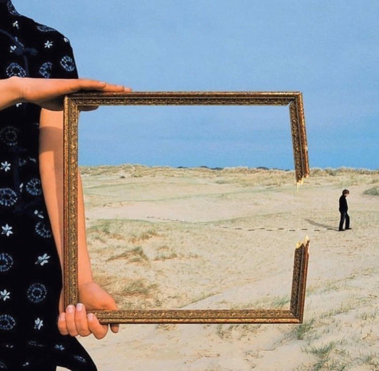 Что такое выйти за рамки. Загонять в рамки. Выйти за рамки. Выходи за рамки надпись. За рамками привычного.