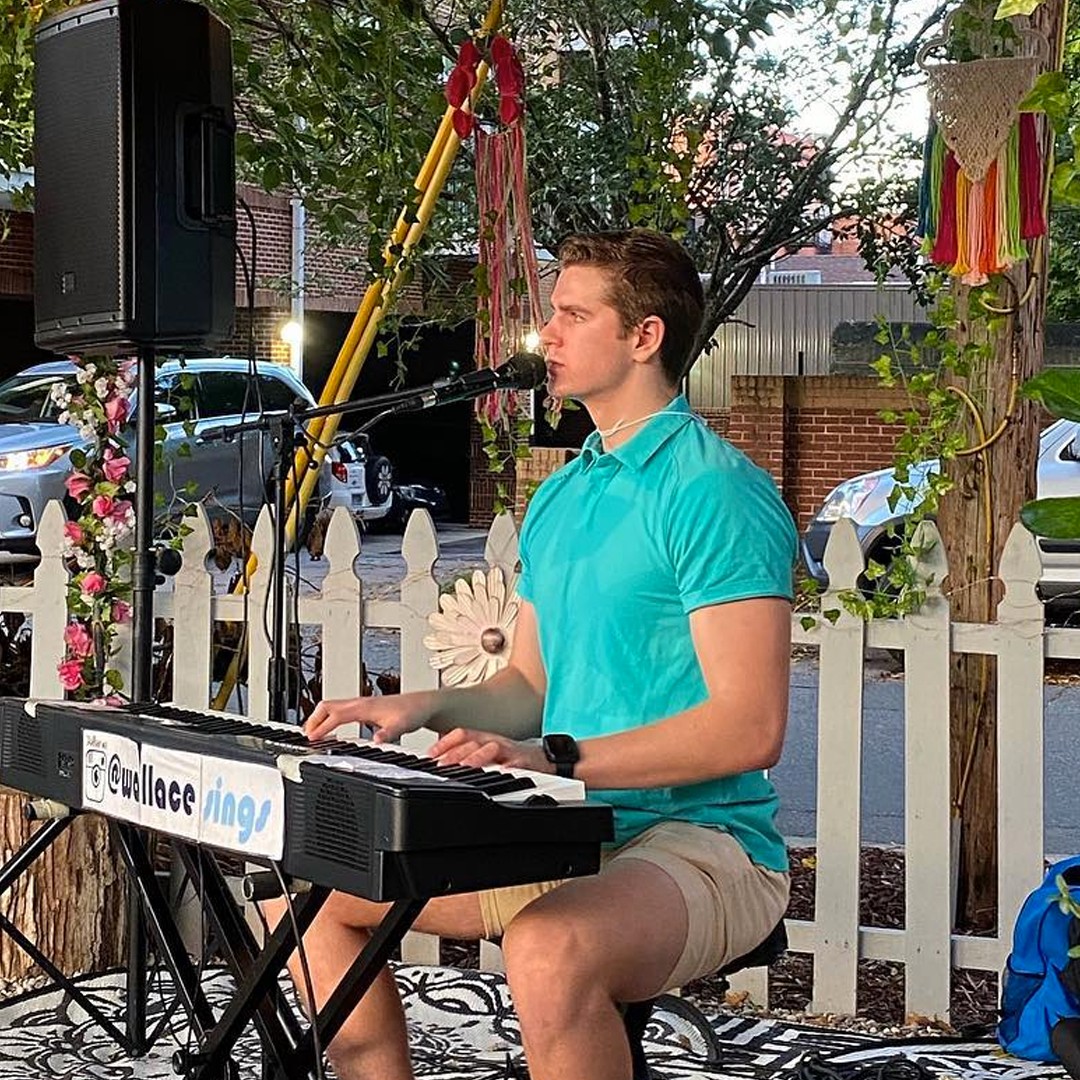 ♬Live Music with 𝐖𝐚𝐥𝐥𝐚𝐜𝐞 𝐅𝐨𝐮𝐭𝐜𝐡🎹
🤗Come kick back, enjoy a Pint and jam out with us &amp; live music from 𝐖𝐚𝐥𝐥𝐚𝐜𝐞 𝐅𝐨𝐮𝐭𝐜𝐡 starting at 6pm!🍻