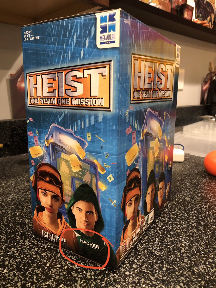 TomResau's tweet photo. Family game night meets #TheCyber https://t.co/Gqi0b0Rx9T