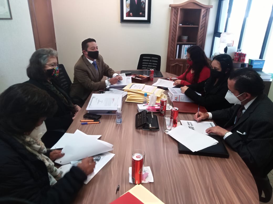 EduardoBlanco71's tweet photo. Por instrucciones del Gobernador @Edomex @alfredodelmazo e indicaciones del srio @SeducEdoMex @geramonro05 he sido designado Director General de Instituto Súperior de Ciencias de la Educación @isceem_oficial, responsabilidad que cumpliré con eficiencia y lealtad. https://t.co/JeTI2GkKxz