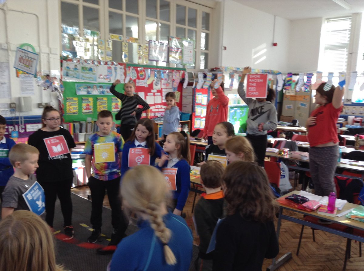 sycamorwyddORS's tweet photo. Year 5 are ‘Walking the Global Walk’. We are learning about sustainable development goals so that we can be part of the solution for a better future for all. #oldroadschool #DolenCymru #FairTradeWales #EcoSchoolsWales https://t.co/GvlAi1gAg7