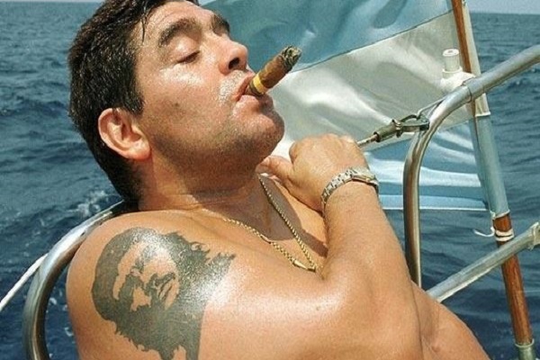 Lokyvikingo's tweet photo. Que la chupen, Que la chupen y la sigan chupando. https://t.co/N2QbhOYJHc